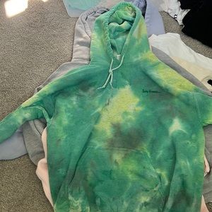 Urban outfitters iets frans tye dye hoodie